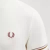 Camiseta de piqué con ribetes llamativos para hombre