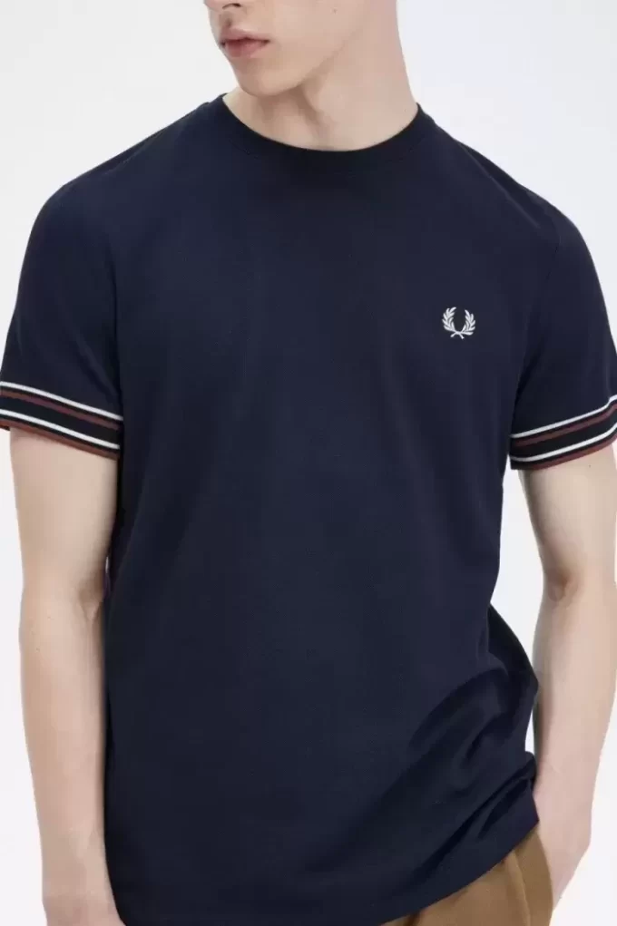 Camiseta de piqué con ribetes llamativos para hombre