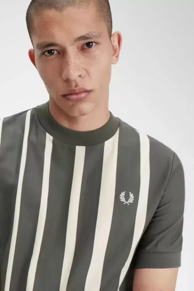 Camiseta de rayas degradadas para hombre