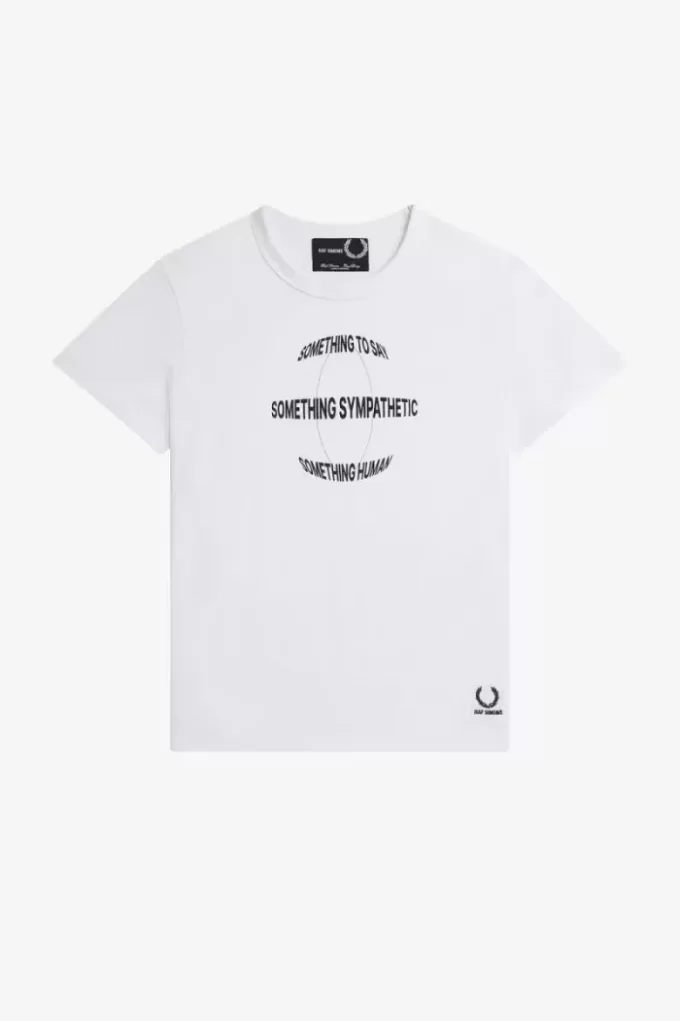 Camiseta estampada de corte entallado para hombre