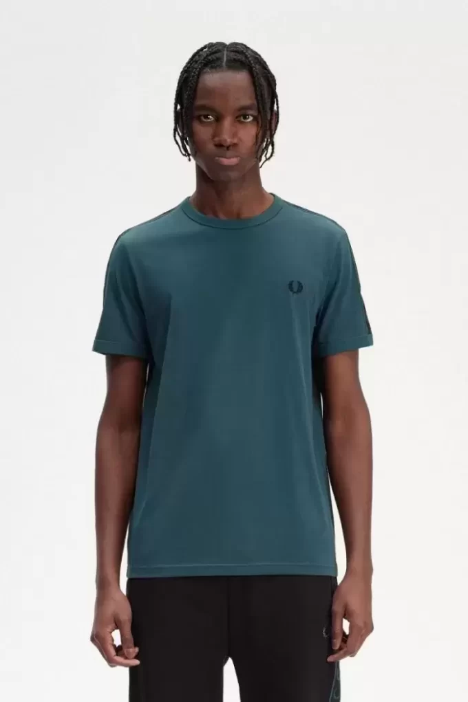 Camiseta Ringer con cinta en contraste para hombre