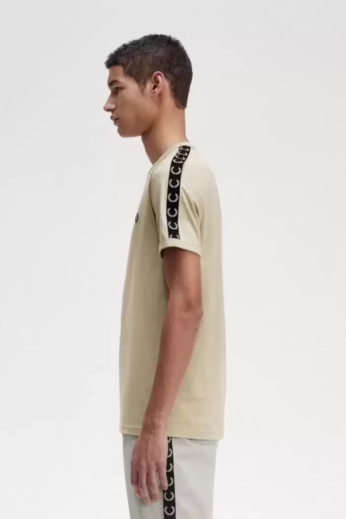 Camiseta Ringer con cinta en contraste para hombre