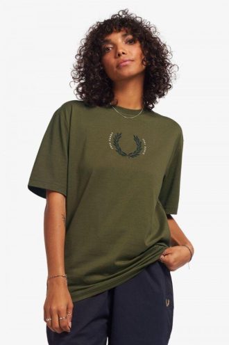 Camisetas con corona de laurel