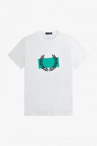 Camisetas con estampado de corona de laurel