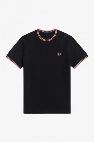 Camisetas con ribetes gemelos