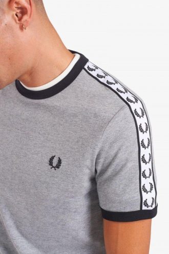 Camisetas Ringer con cinta adhesiva