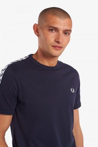 Camisetas Ringer con cinta adhesiva