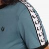 Camisetas Ringer con cinta adhesiva Camisetas Ringer con cinta adhesiva