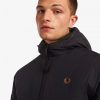 Chaquetas Brentham acolchadas con capucha Chaquetas Brentham acolchadas con capucha
