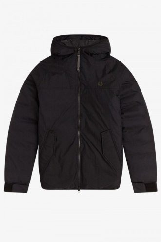Chaquetas con capucha aislantes