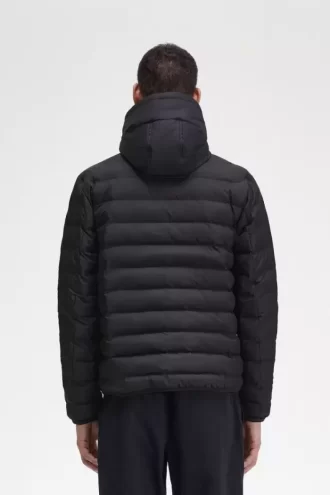 Chaquetas con capucha y aislamiento para hombre