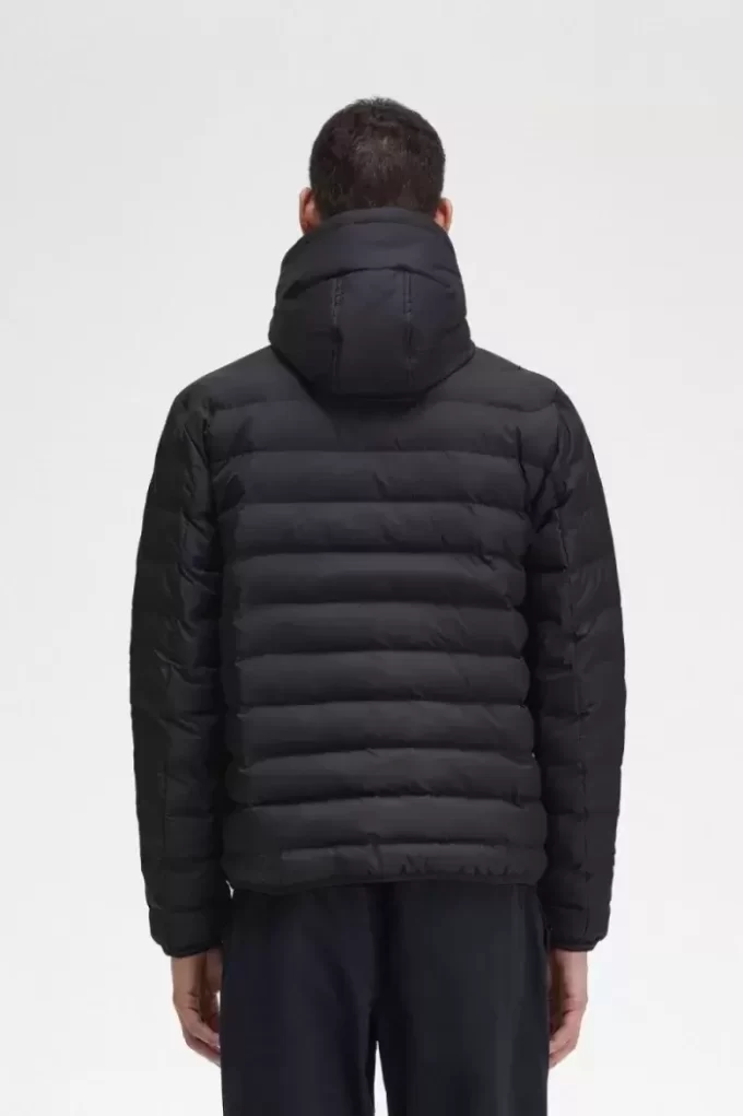 Chaquetas con capucha y aislamiento para hombre