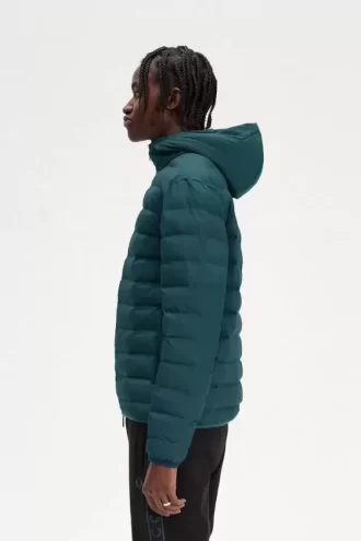 Chaquetas con capucha y aislamiento para hombre