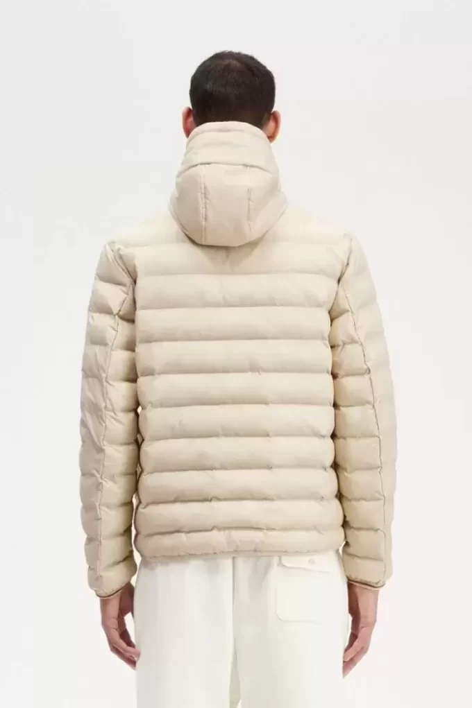 Chaquetas con capucha y aislamiento para hombre