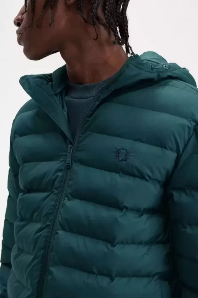 Chaquetas con capucha y aislamiento para hombre