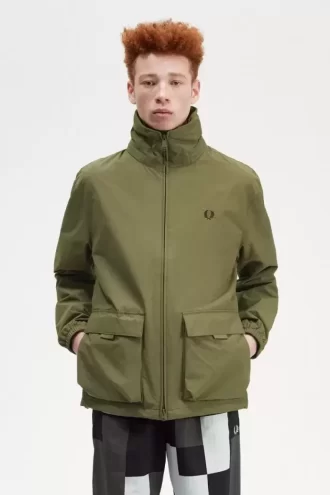 Chaquetas de hombre con bolsillo de parche y cremallera