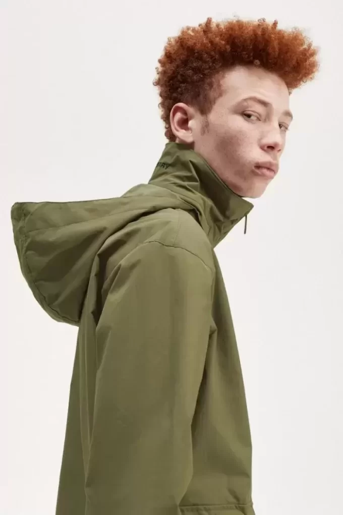 Chaquetas de hombre con bolsillo de parche y cremallera