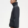 Chaquetas de hombre con bolsillo de parche y cremallera