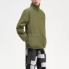 Chaquetas de hombre con bolsillo de parche y cremallera