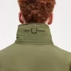 Chaquetas de hombre con bolsillo de parche y cremallera