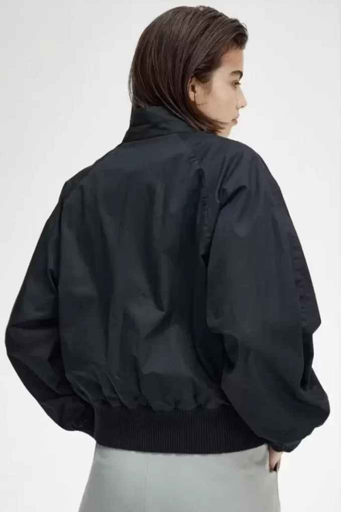 Chaquetas de mujer con cremallera y diseño de alas de murciélago Chaquetas de mujer con cremallera y diseño de alas de murciélago