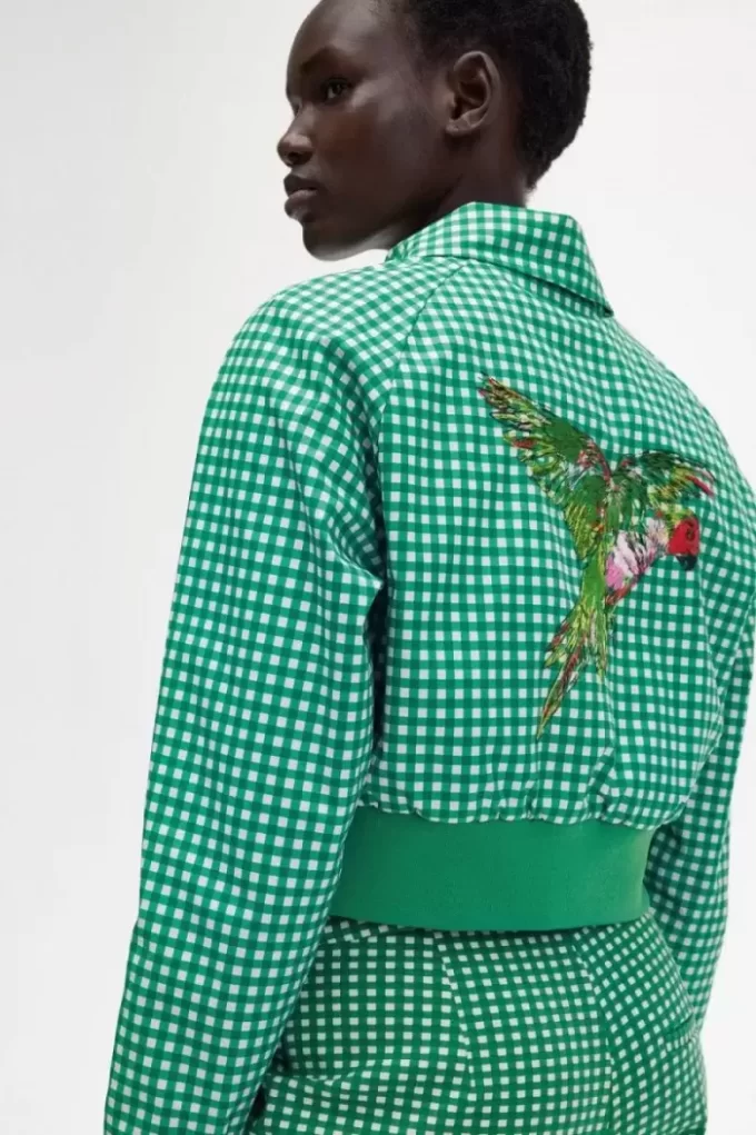 Chaquetas de mujer con cuadros vichy bordados
