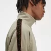 Chaquetas deportivas con cinta en contraste para hombre Chaquetas deportivas con cinta en contraste para hombre