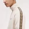 Chaquetas deportivas con cinta en contraste para hombre Chaquetas deportivas con cinta en contraste para hombre