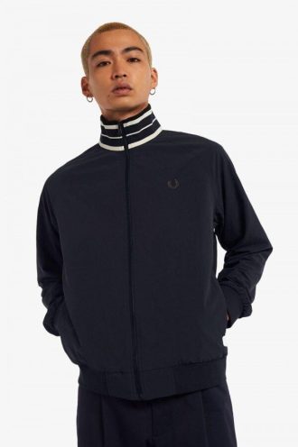 Chaquetas deportivas con cuello a rayas