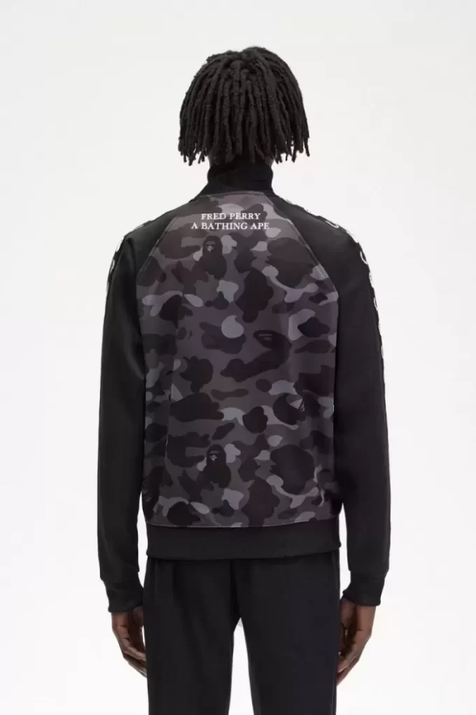 Chaquetas deportivas con paneles de camuflaje para hombre