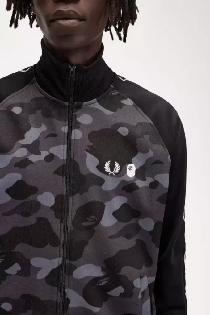 Chaquetas deportivas con paneles de camuflaje para hombre