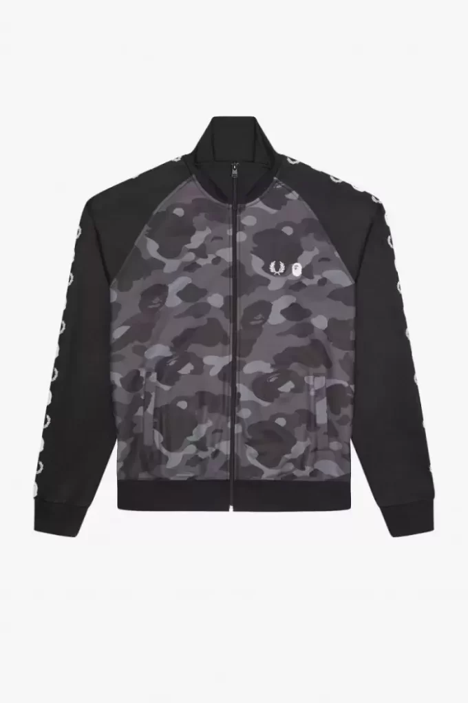 Chaquetas deportivas con paneles de camuflaje para hombre