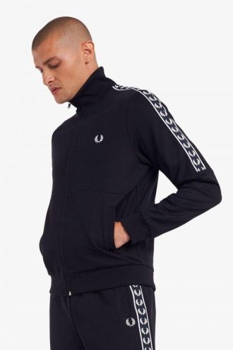 Chaquetas deportivas con paneles y cinta