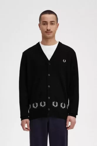 Cárdigan para hombre con ribete de corona de laurel