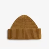 Gorras de hombre acanaladas con parche de marca Gorras de hombre acanaladas con parche de marca