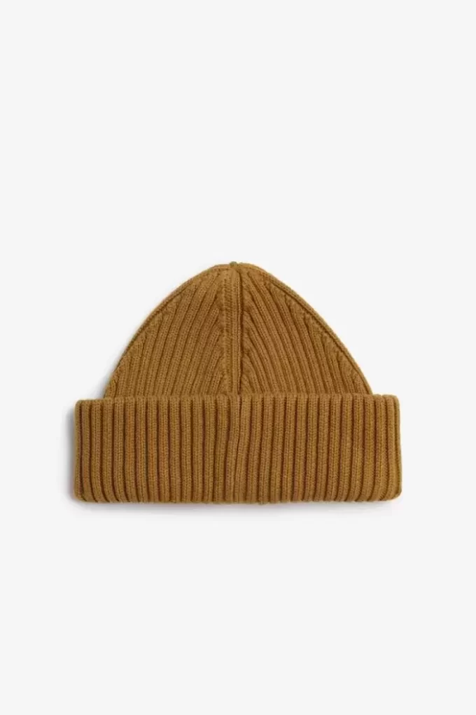 Gorras de hombre acanaladas con parche de marca Gorras de hombre acanaladas con parche de marca