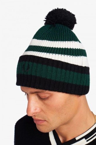 Gorro con punta gruesa