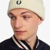 Gorro de canalé corto Gorro de canalé corto