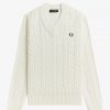 Jersey de punto trenzado con cuello en V
