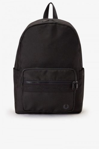 Mochilas de tricot con cinta tonal