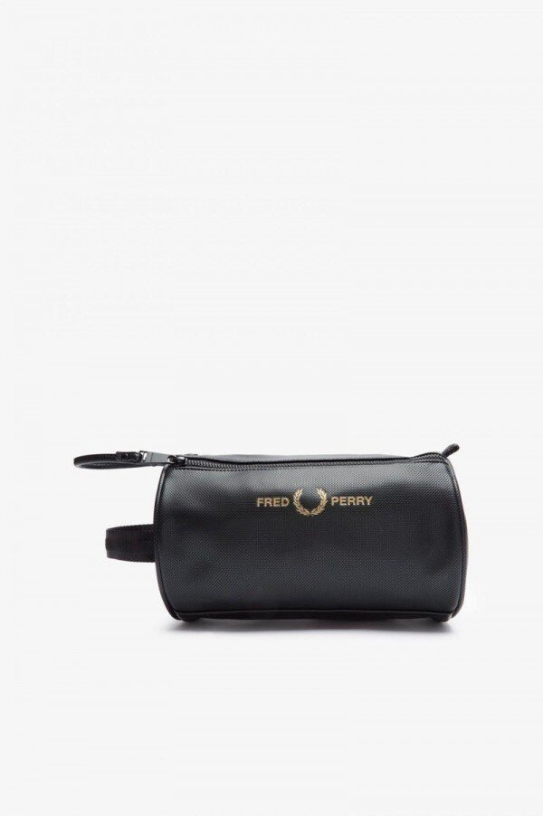 Neceseres con textura de piqué Neceseres con textura de piqué