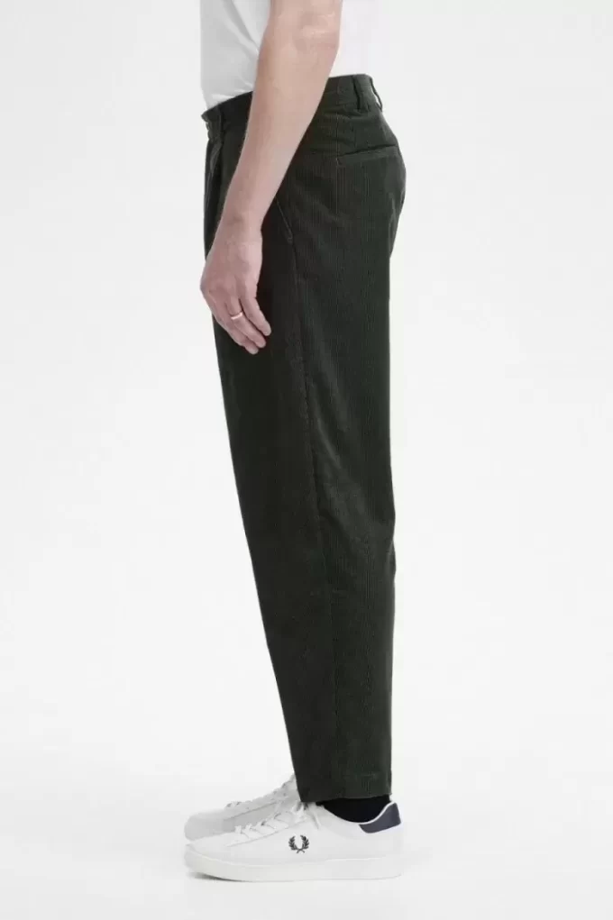 Pantalones cónicos de pana tipo gofre para hombre Pantalones cónicos de pana tipo gofre para hombre