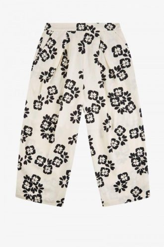 Pantalones con estampado floral de Fred Perry