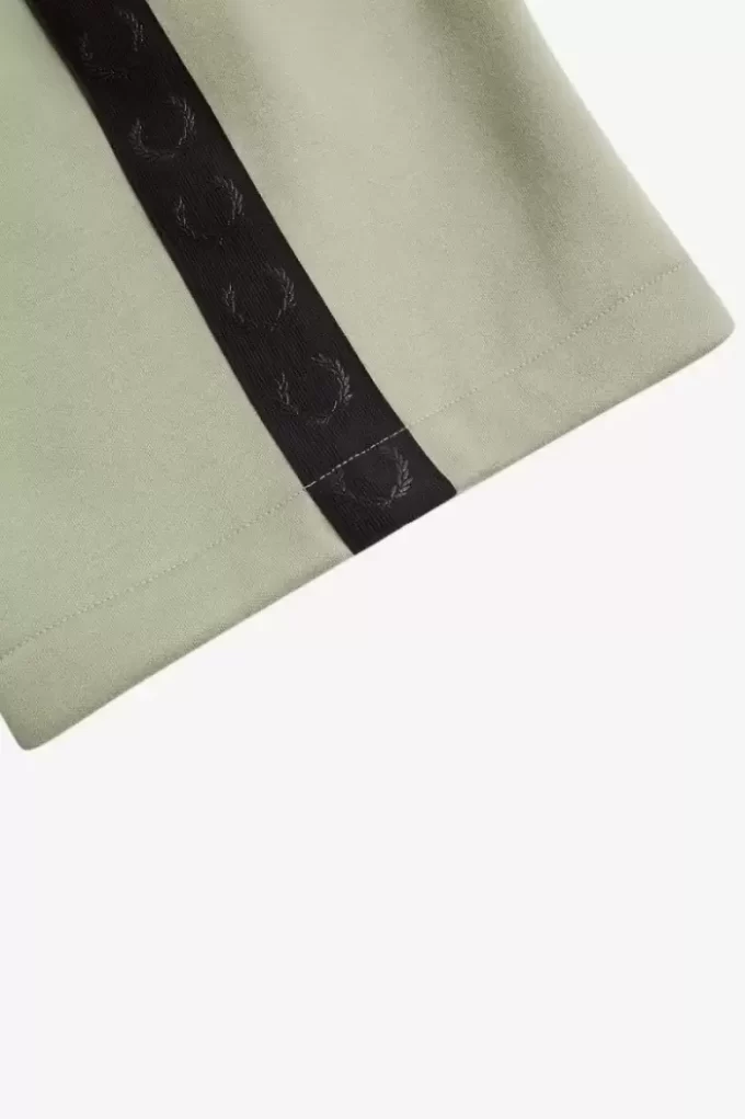 Pantalones cortos deportivos con cinta en relieve para hombre Pantalones cortos deportivos con cinta en relieve para hombre