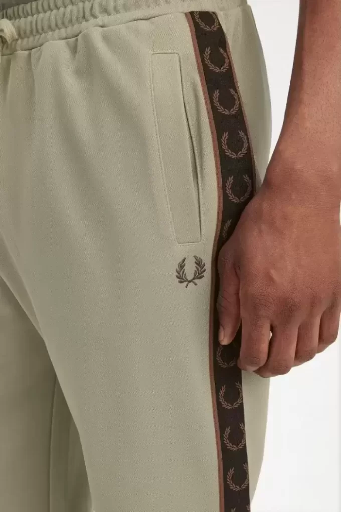 Pantalones deportivos con cinta en contraste para hombre