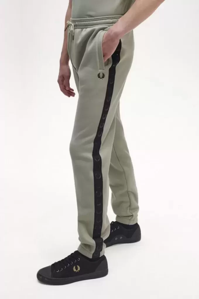 Pantalones deportivos con cinta en relieve para hombre