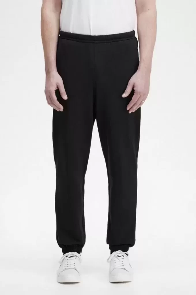 Pantalones deportivos con detalle de insignia para hombre