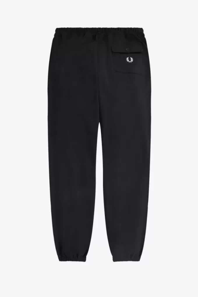 Pantalones deportivos con detalle de insignia para hombre