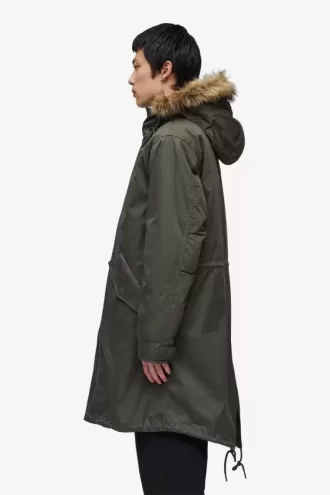 Parka con forro interior y cremallera para hombre