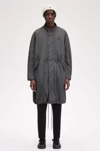 Parka de hombre con dobladillo recto
